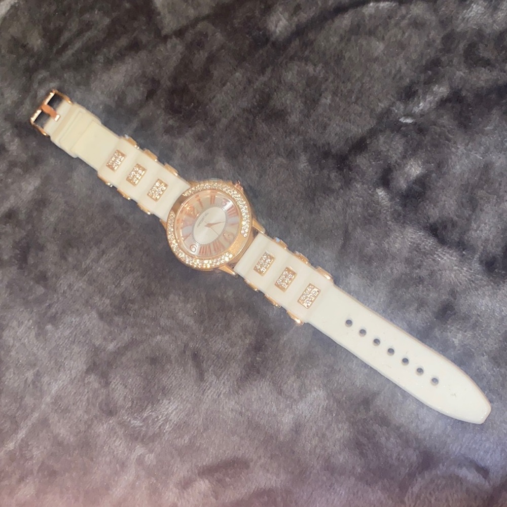 Arden B white watch with sparkles